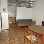 Peaceful With Garden 500mt From The Sea Apartment *