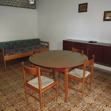 Апартаменты Peaceful Villa With Garden 500Mt From The Sea Бибионе