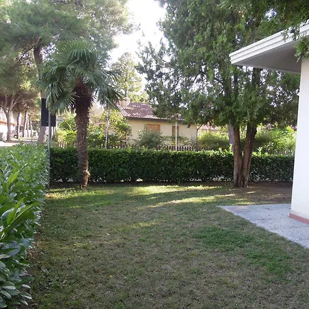 With Garden In A Quiet Place 500m From The Sea Bibione