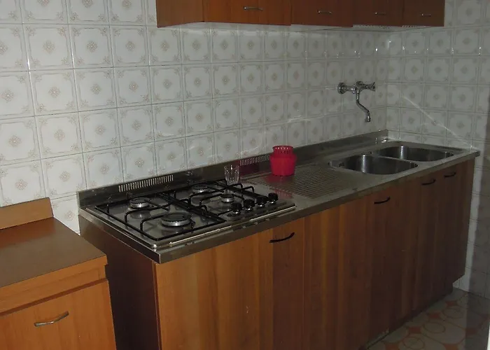 Peaceful With Garden 500mt From The Sea *